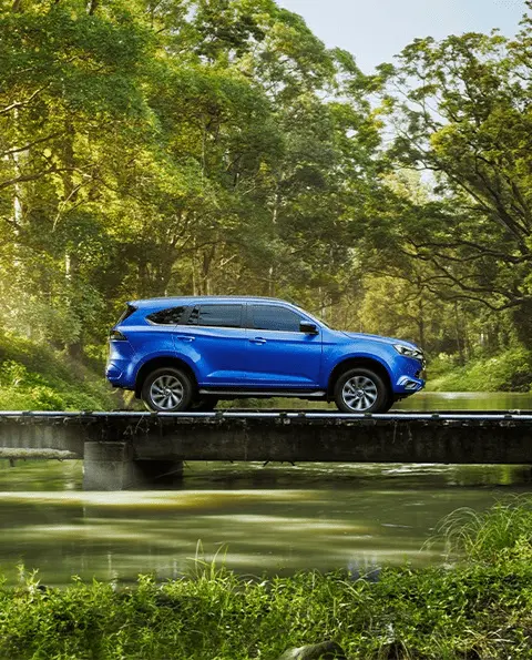 Isuzu driving